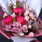 Coral-silver bouquet with peonies