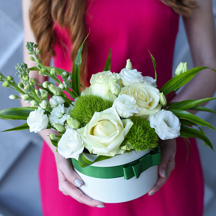 Майстер-клас зі створення квіткової композиції в шляпній коробці 🤍